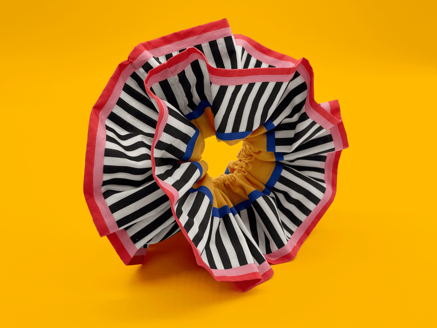 Bold Scrunchie - WTW